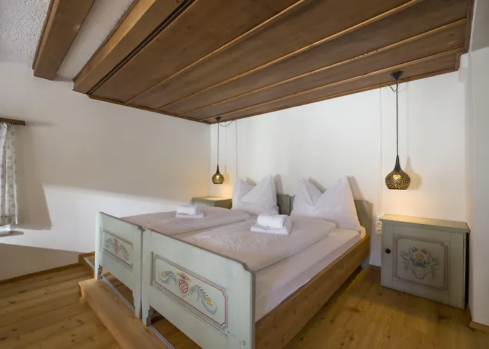 山林小屋 Berg'k'hof Kaisertal - Alpine Hideaway 埃布斯镇