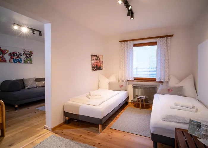 Berg'k'hof Kaisertal - Alpine Hideaway * 埃布斯镇