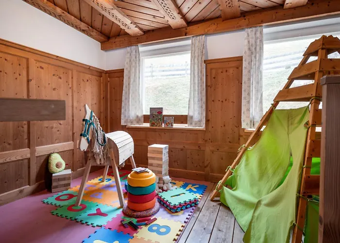 Berg'k'hof Kaisertal - Alpine Hideaway 埃布斯镇