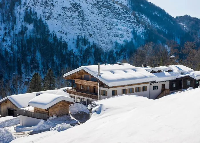 山林小屋 Berg'k'hof Kaisertal - Alpine Hideaway 埃布斯镇