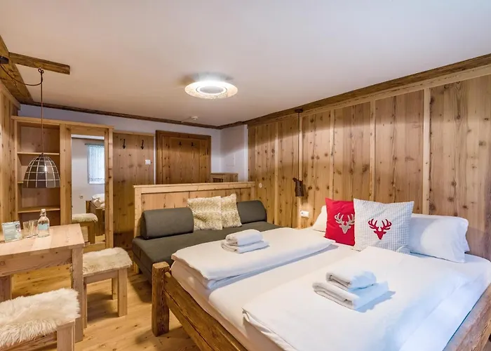 Berg'k'hof Kaisertal - Alpine Hideaway 山林小屋 *