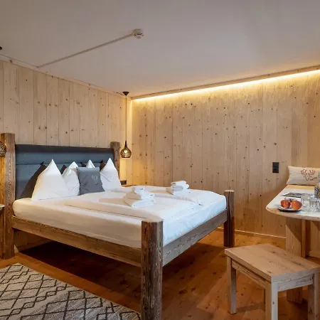 Berg'k'hof Kaisertal - Alpine Hideaway Alojamento de Turismo Selvagem *