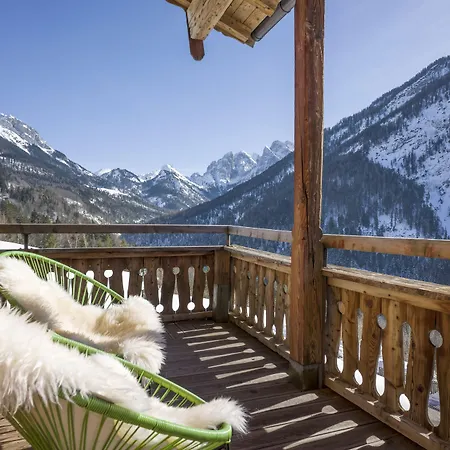 بيت خشبي بيرغكهوف كايزرتال - ألبين هيداوي *