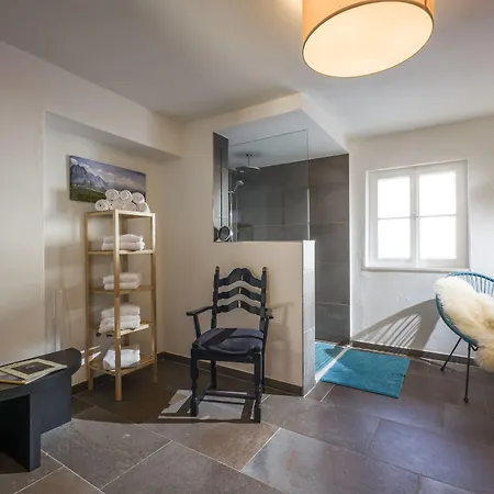 بيرغكهوف كايزرتال - ألبين هيداوي بيت خشبي *