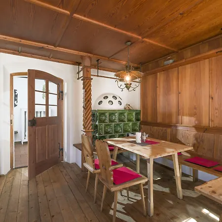 بيت خشبي بيرغكهوف كايزرتال - ألبين هيداوي