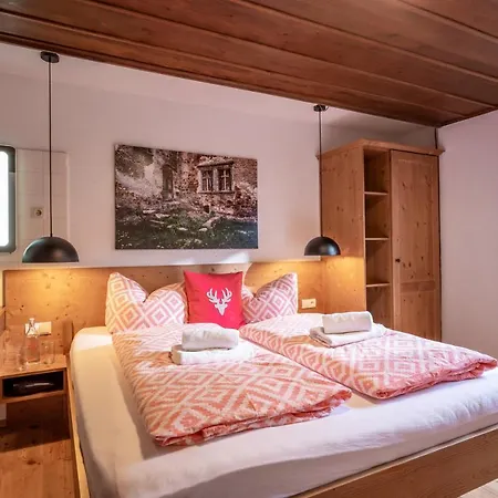 Berg'k'hof Kaisertal - Alpine Hideaway Alojamento de Turismo Selvagem Ebbs
