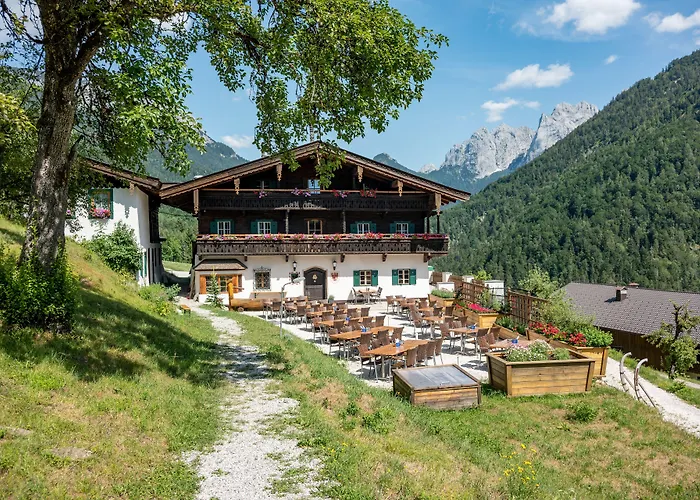 Berg'k'hof Kaisertal - Alpine Hideaway Hytte *